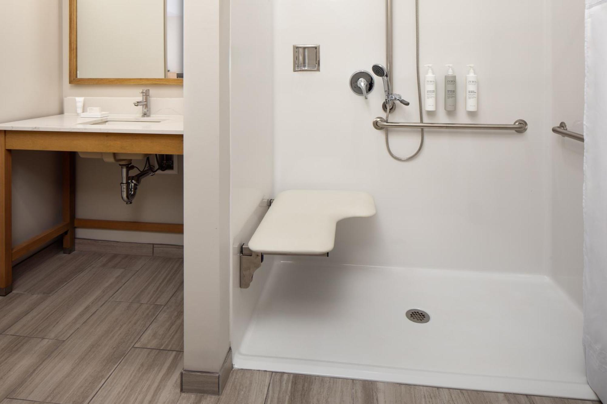 Orono Hotel Ursa מראה חיצוני תמונה